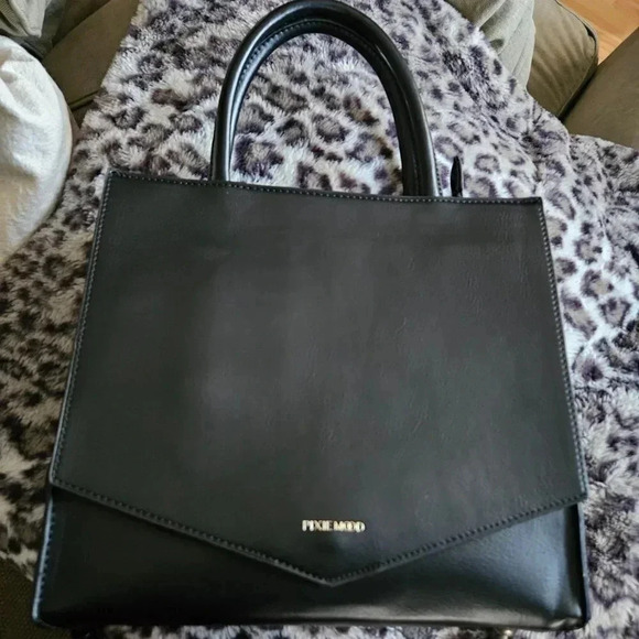 Pixie Mood | Caitlin Mini Tote Black Vegan Leather - Crossbody Shoulder Strap - Picture 6 of 11